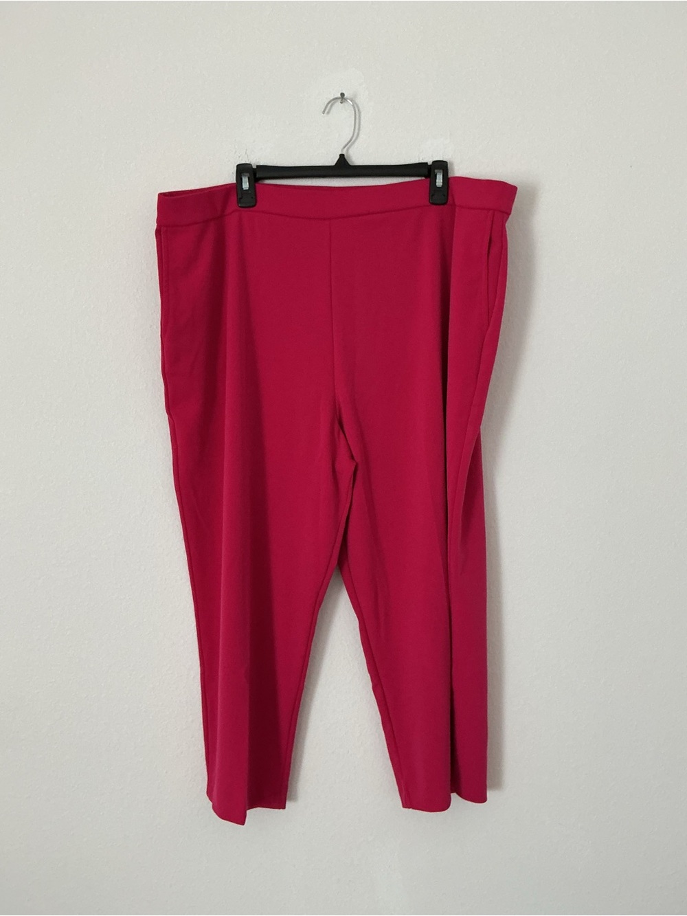 Susan Graver Cropped Ponte Pants in Fuchsia Pink